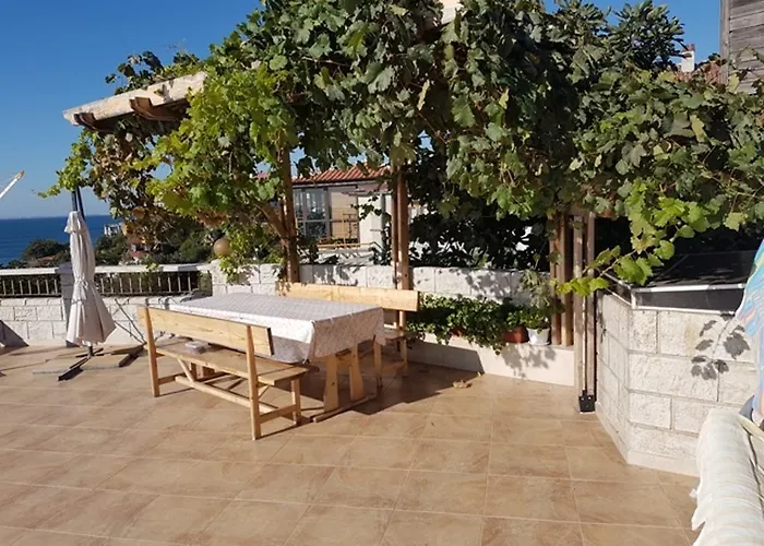 Sea View 公寓 内塞伯尔